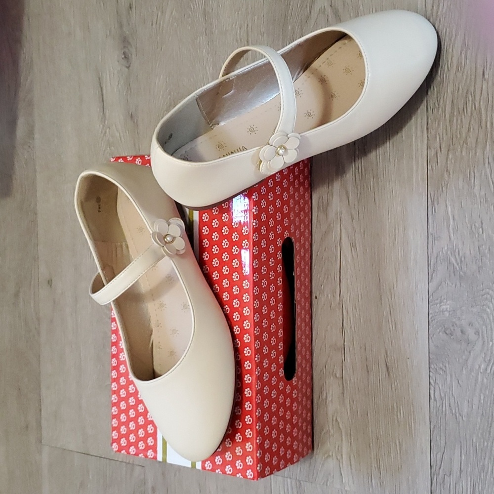 Kids flats